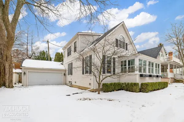 345 Roosevelt PL, GrossePointe, MI 48230