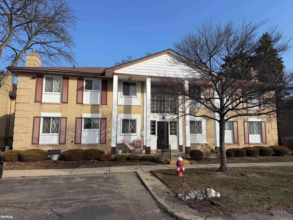 29225 Hayes RD, Warren, MI 48088 - #1