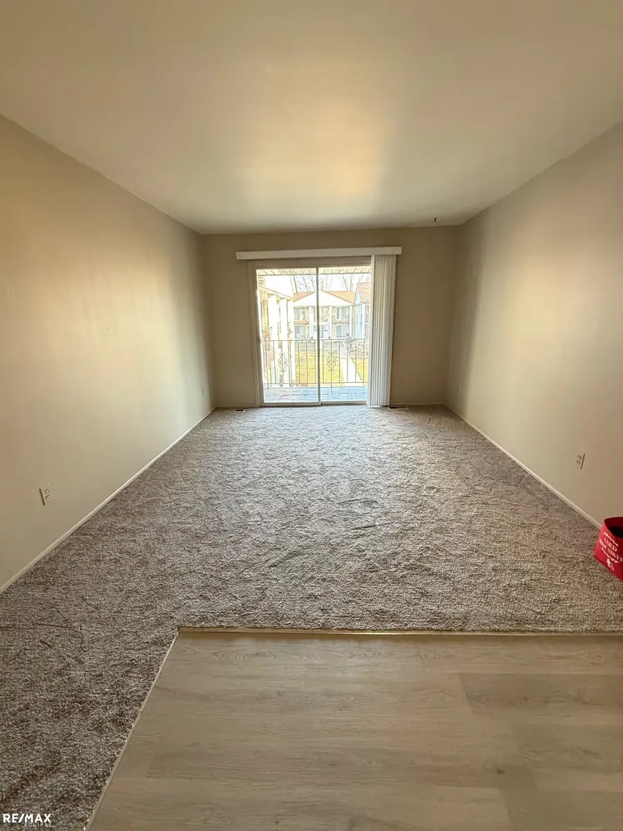 29225 Hayes RD, Warren, MI 48088 - #3