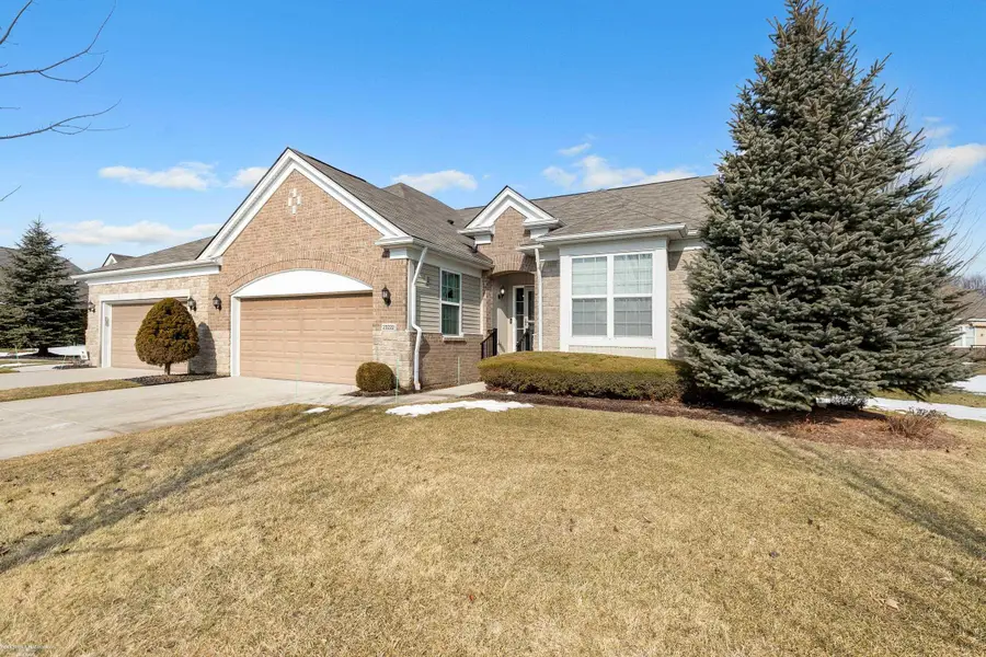 23222 Foxboro ST, Macomb, MI 48042 - #2