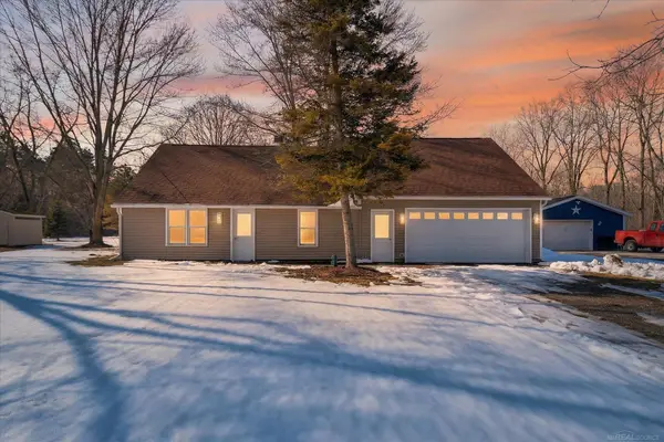 1091 Allen RD, Kimball, MI 48023