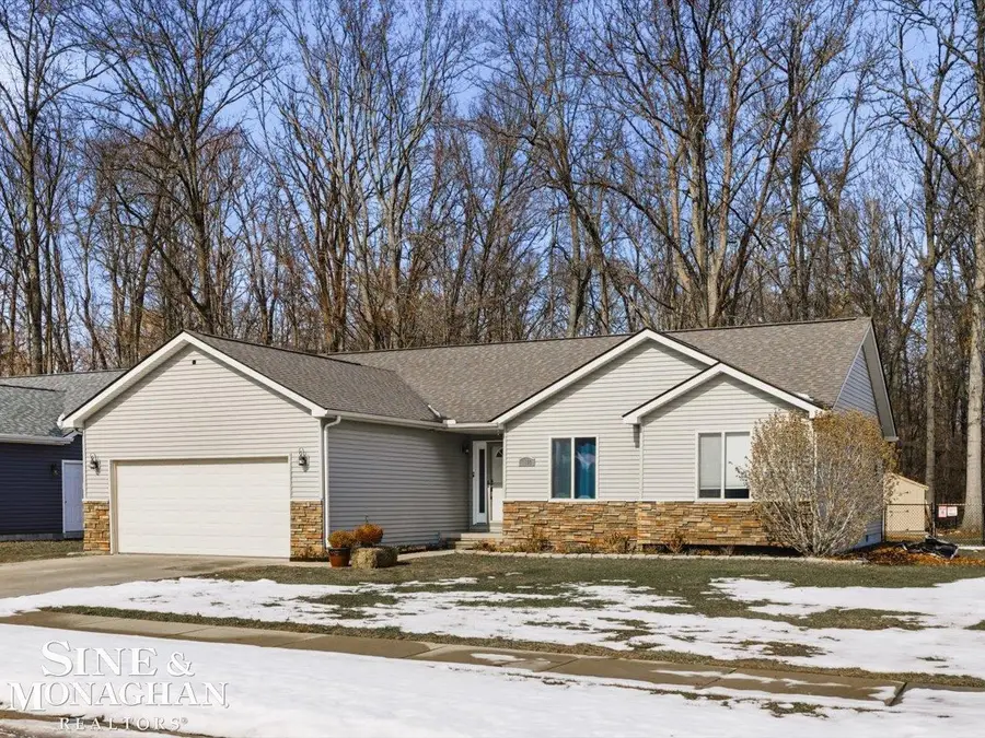 1103 Beth CT, Algonac, MI 48001 - #2