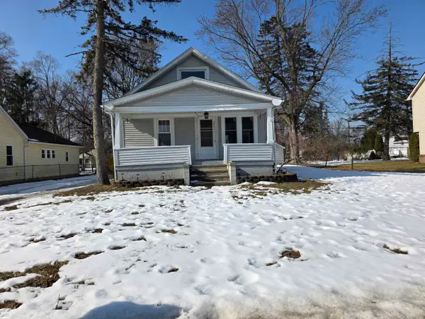 20511 Beatrice ST, Livonia, MI 48152