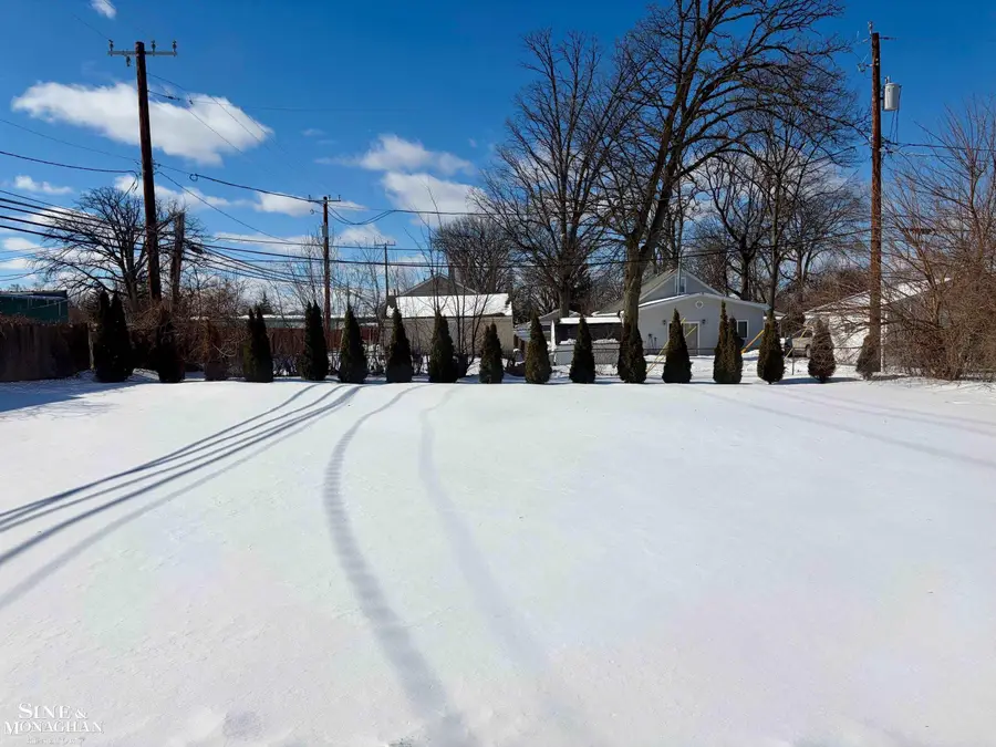 7267 Arcola ST, Westland, MI 48185 - #3