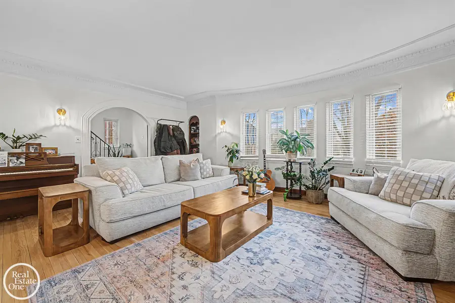 256 Fisher RD, Grosse Pointe Farms, MI 48230 - #3