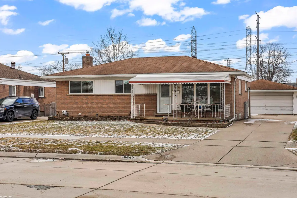 31445 Newport DR, Warren, MI 48088 - #1