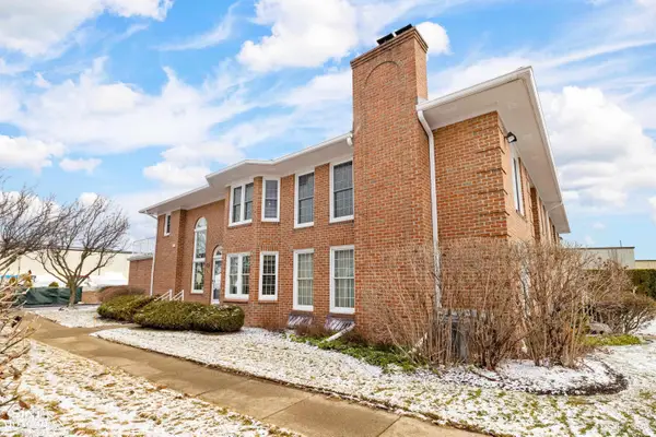 165 Windwood Pointe  RD, StClairShores, MI 48080