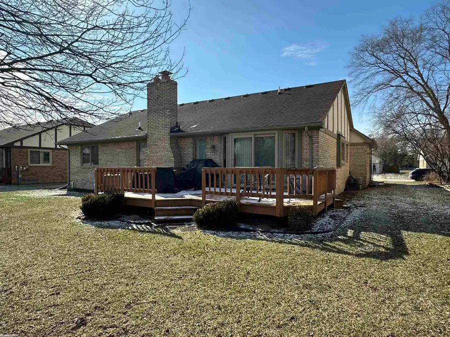 14541 ELROND DR, Sterling Heights, MI 48313 - #3