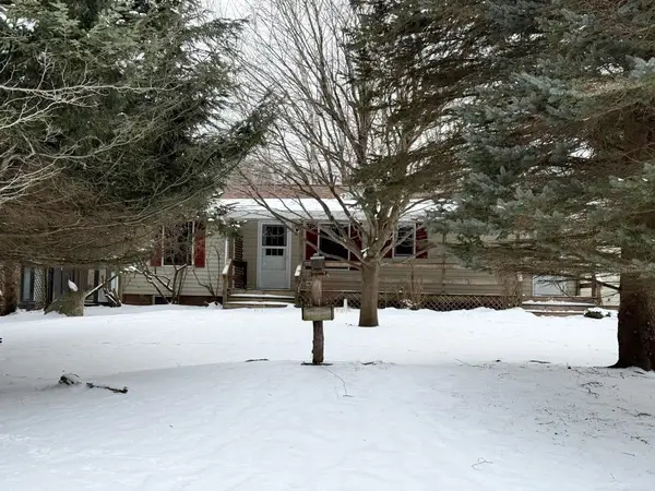 5750 Snay RD, Palms, MI 48465