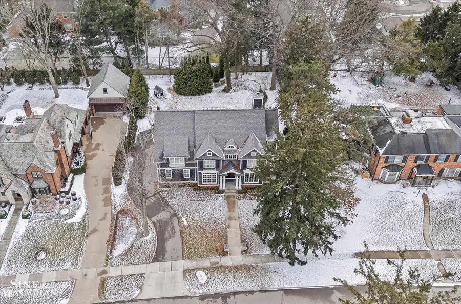 223 Cloverly, Grosse Pointe Farms, MI 48236 - #2