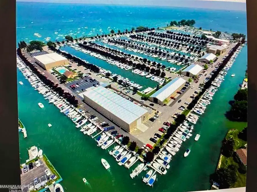 41700 Conger Bay J-205 DR, Harrison Township, MI 48045 - #2