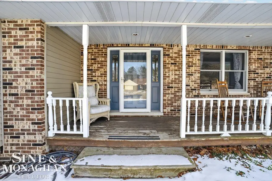 745 Victorian Woods CT, Marysville, MI 48040 - #3