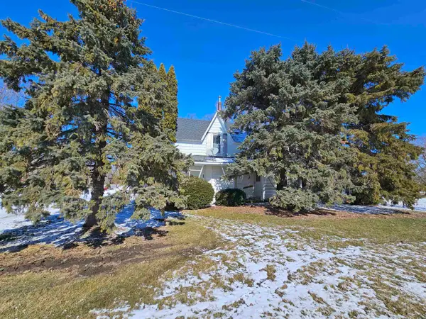 865 Deckerville RD, Deckerville, MI 48427