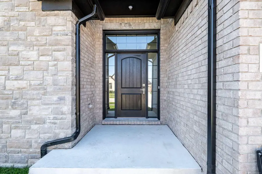 49259 Langford, Macomb, MI 48044 - #2