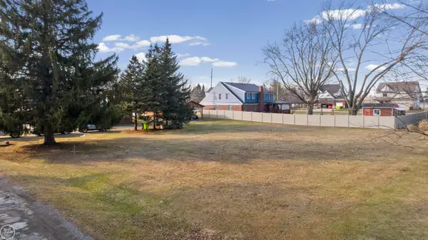 23075 Shepherd Lane LN, Macomb, MI 48042