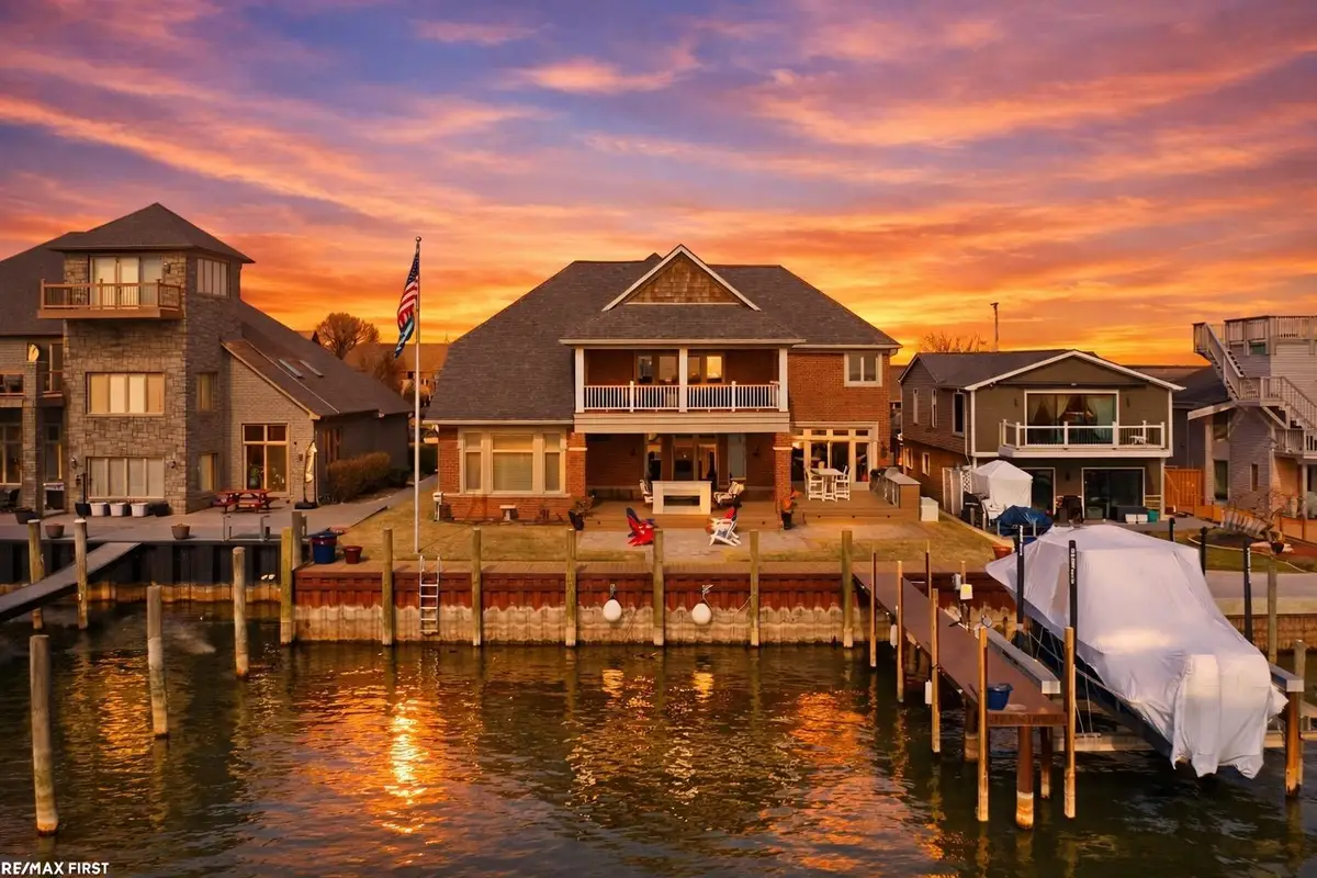 32492 N River RD, Harrison, MI 48045 - #1