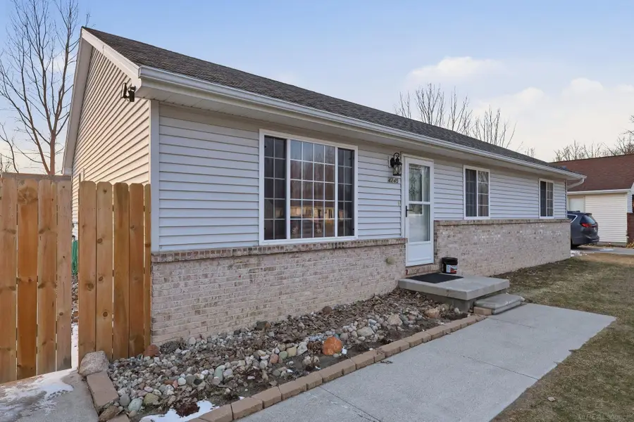4245 Tristen AVE, Fort Gratiot, MI 48059 - #3