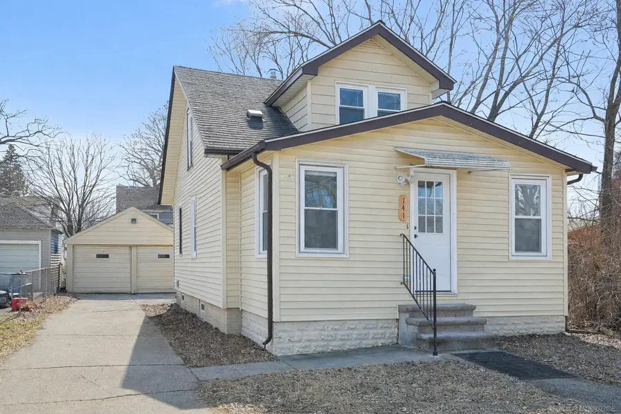 141 W Harry AVE, Hazel Park, MI 48030 - #2