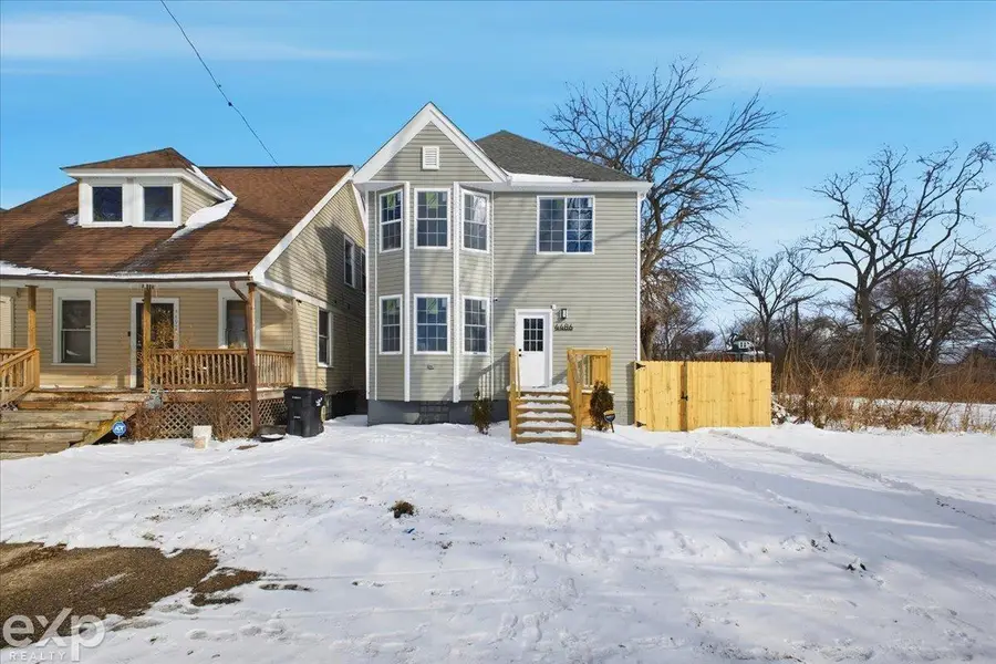 4486 Seyburn ST, Detroit, MI 48214 - #2