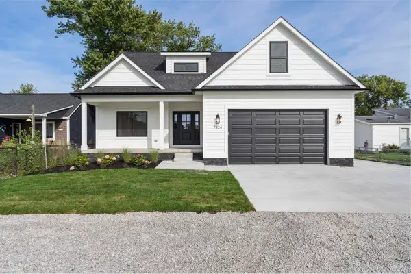 7424 Dyke RD, Clay, MI 48001