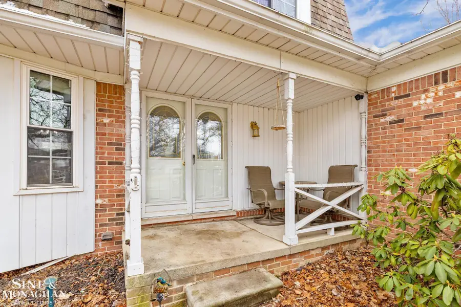 17456 Judy CT, Macomb, MI 48044 - #2