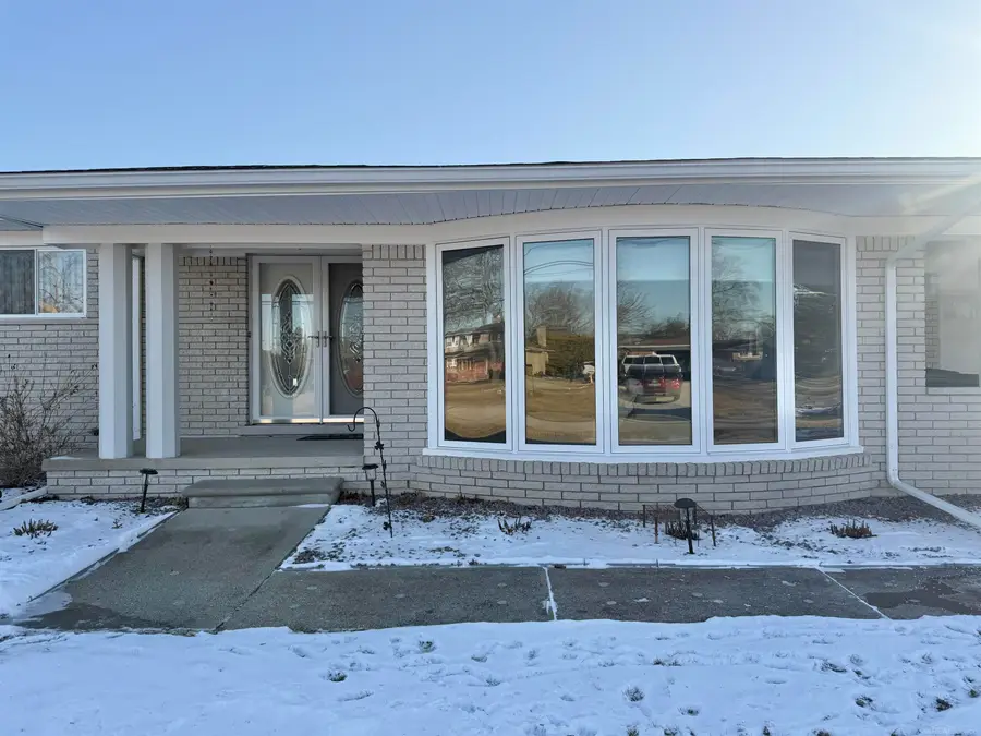 5100 Stellar Rd RD, Shelby, MI 48316 - #3