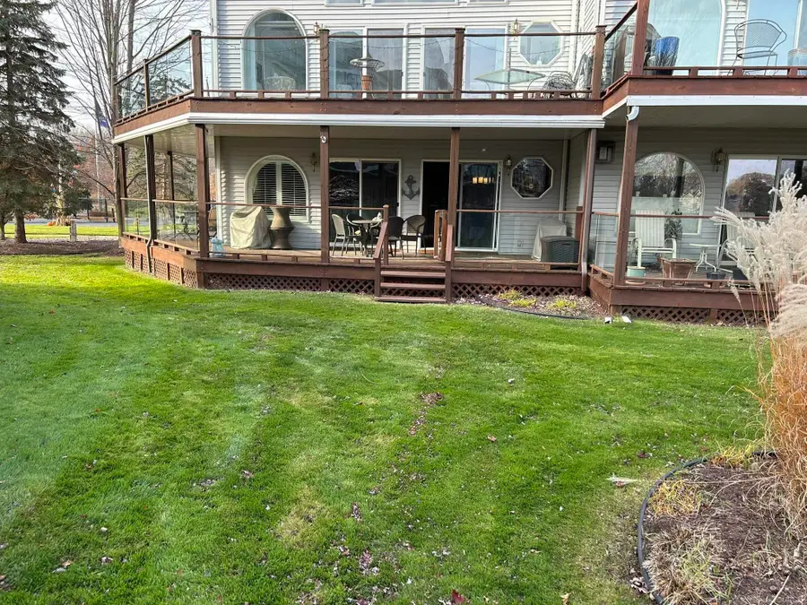 37848 Jefferson AVE, Harrison Township, MI 48045 - #2