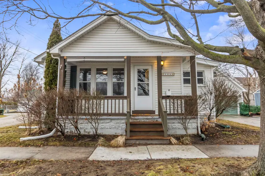 124 S Third ST, Marine City, MI 48039 - #2