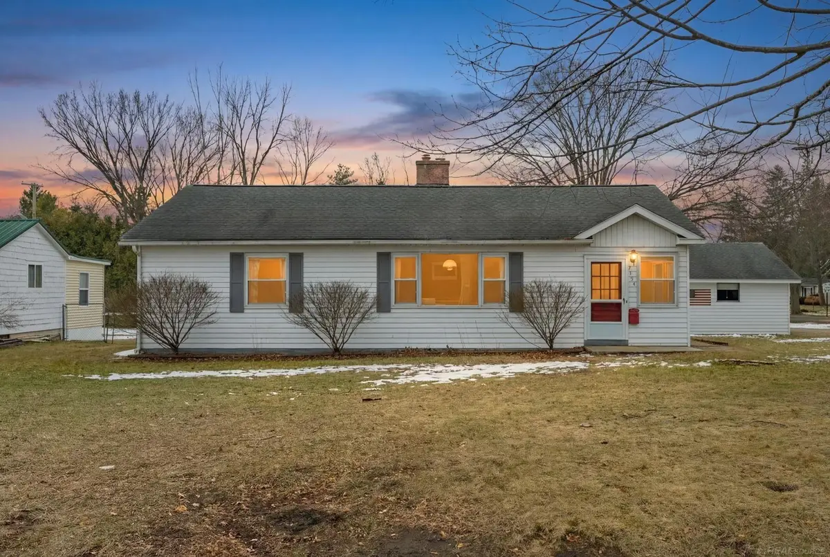 7154 Lake ST, Lexington, MI 48450 - #1