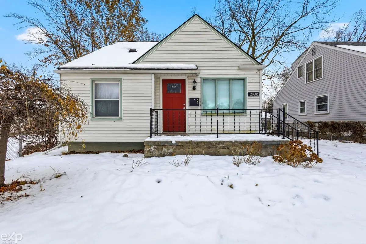 2108 E 4th ST, Royal Oak, MI 48067 - #1