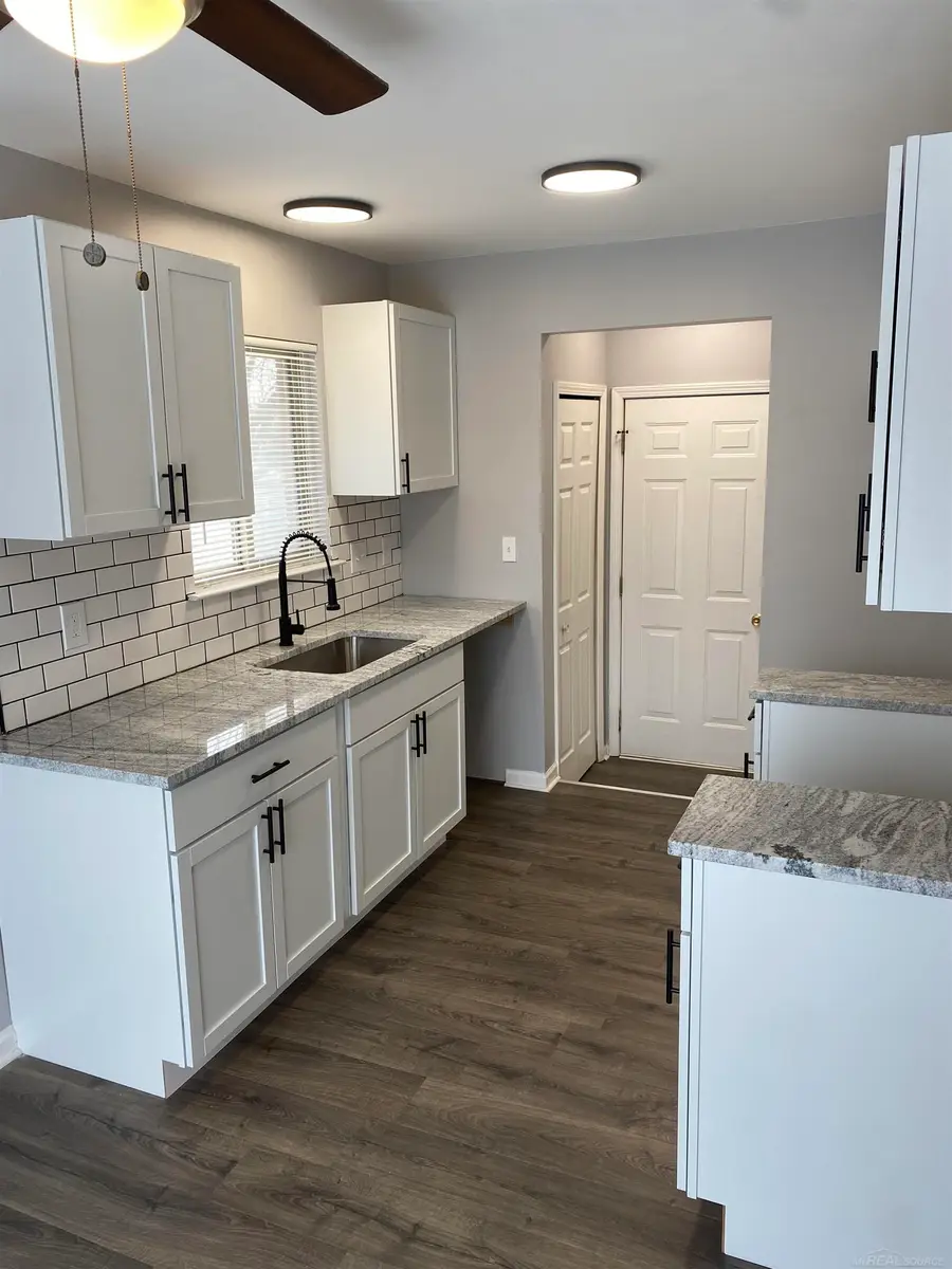 15833 Edsel NONE, Clinton Township, MI 48035 - #3