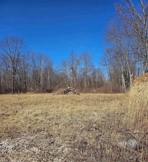 3260 N shoreview DR, FortGratiot, MI 48059