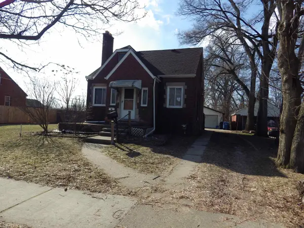 20829 Doepfer RD, Warren, MI 48091