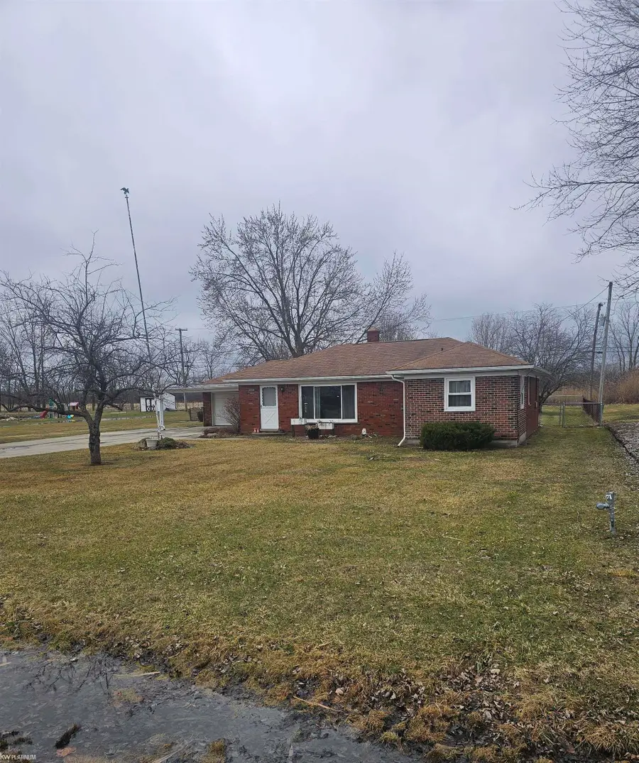 5882 King RD, East China, MI 48054 - #2