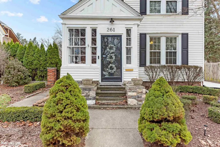 261 Jones ST, Mount Clemens, MI 48043 - #3
