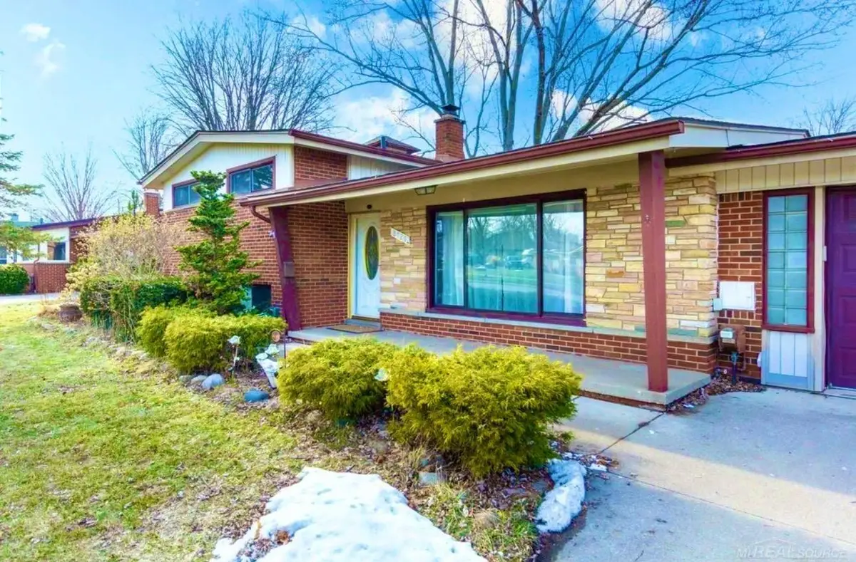 8729 KIDLEY Drive DR, Sterling Heights, MI 48314 - #1