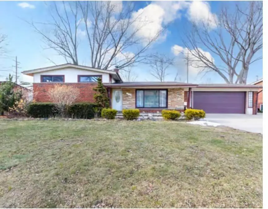 8729 KIDLEY Drive DR, Sterling Heights, MI 48314 - #2