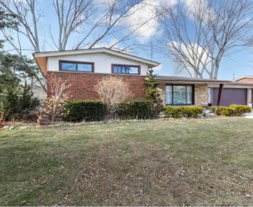 8729 KIDLEY Drive DR, Sterling Heights, MI 48314 - #3