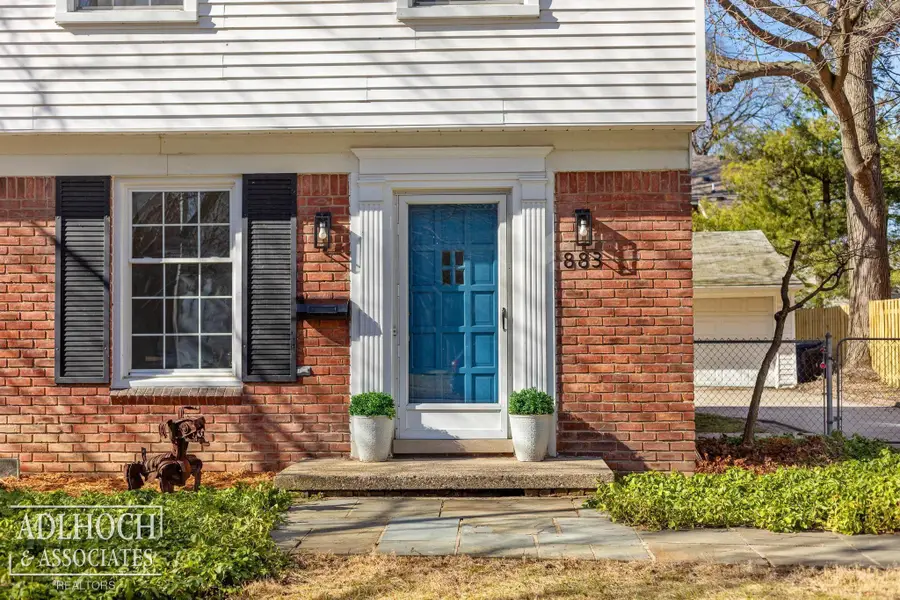 883 Lakepointe ST, Grosse Pointe Park, MI 48230 - #3