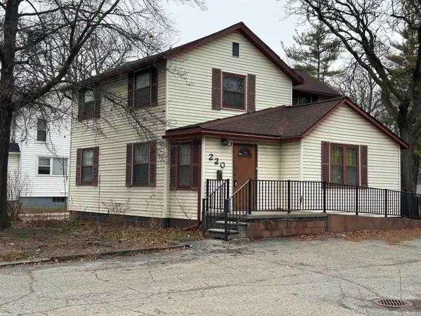 220 Cass AVE, MtClemens, MI 48043