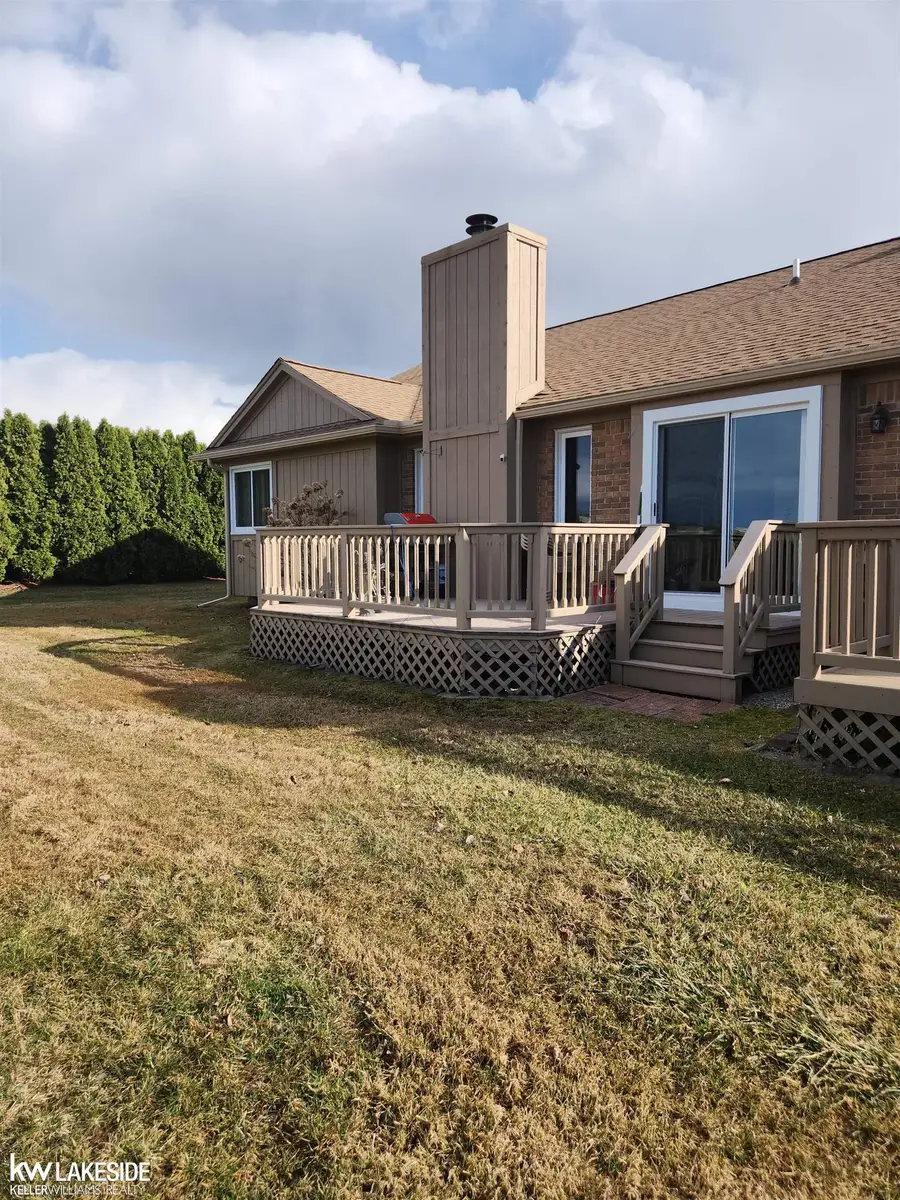 16735 Kyla DR, Clinton Township, MI 48038 - #3