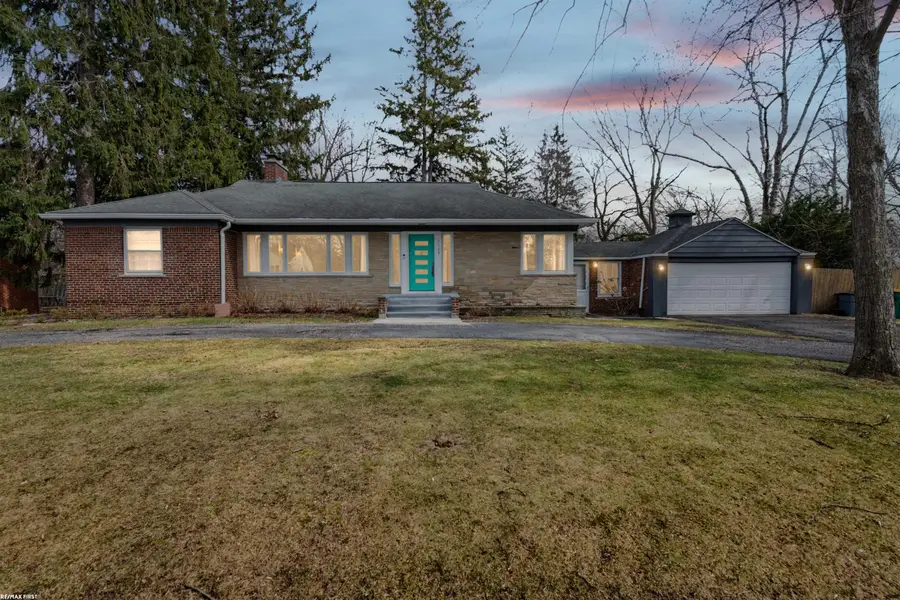 21450 Whittington ST, Farmington, MI 48336 - #2