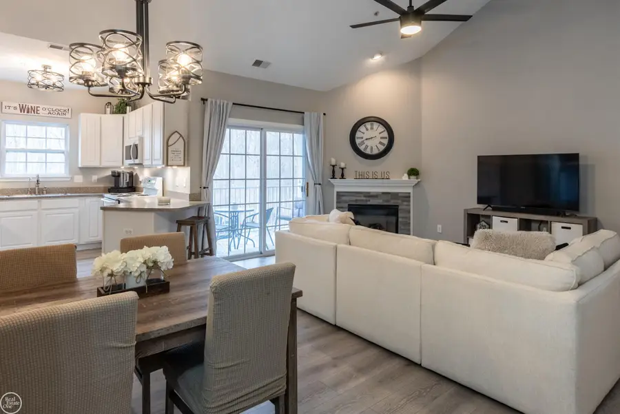 25660 S Maritime  CIR, Harrison Township, MI 48045 - #3