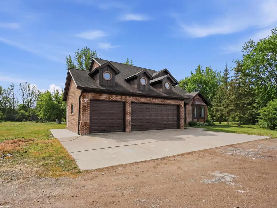 8863 Marine City HWY, Ira, MI 48023 - #3