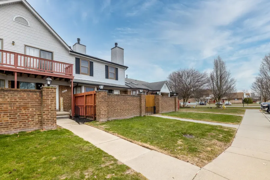 34615 W Marino ST, Chesterfield, MI 48047 - #3