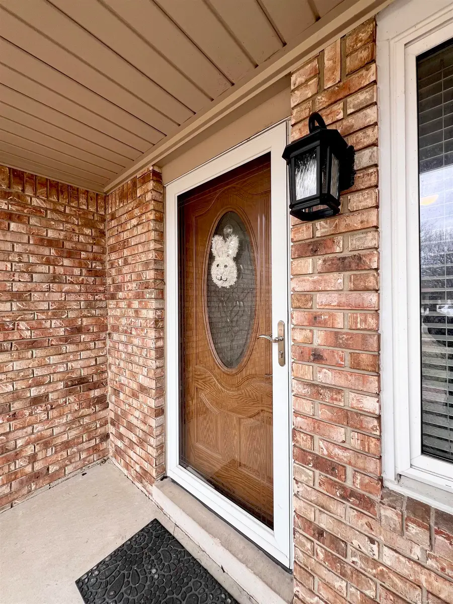 41247 Julie  CT, Clinton Township, MI 48038 - #3