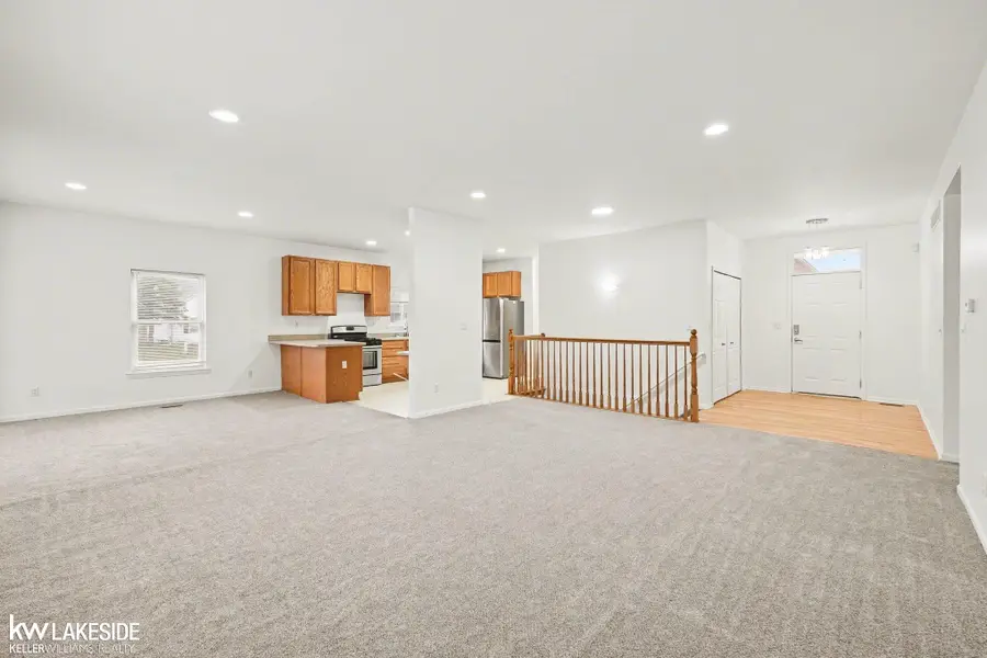 1593 Club House CT, Pontiac, MI 48340 - #2
