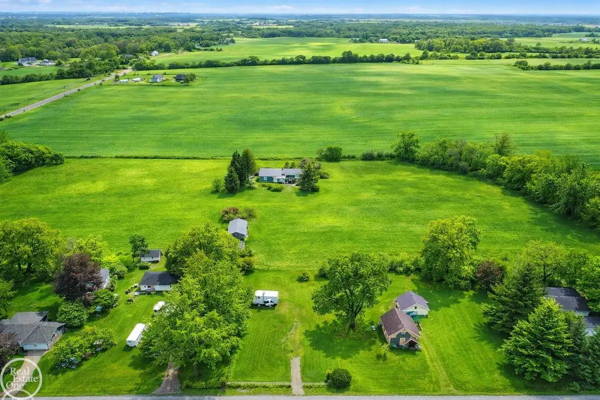 10151 CANADA RD, Birch Run, MI 48415 - #1