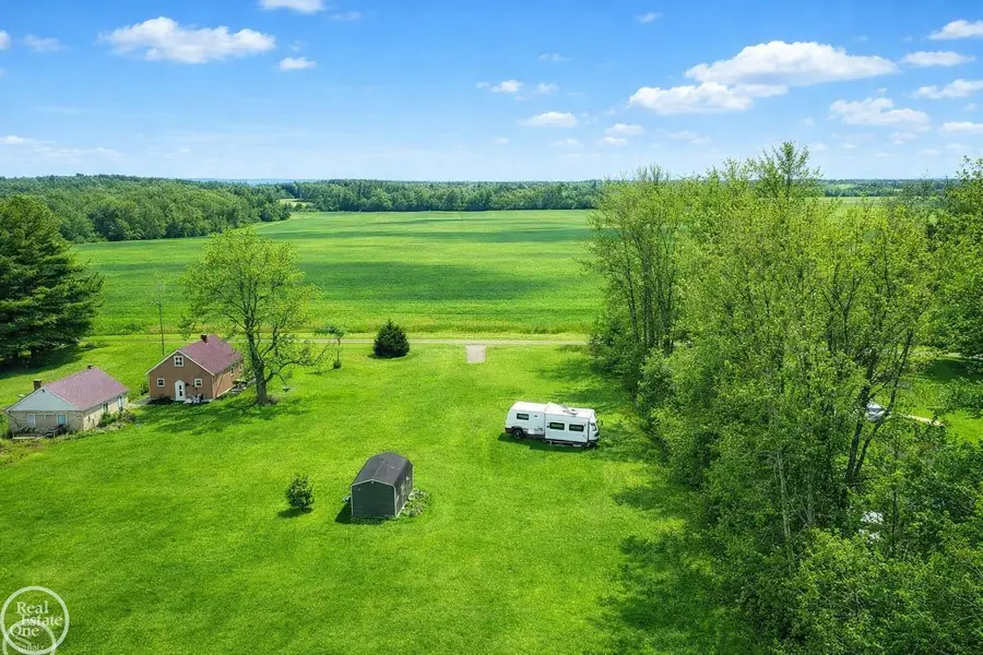 10151 CANADA RD, Birch Run, MI 48415 - #3