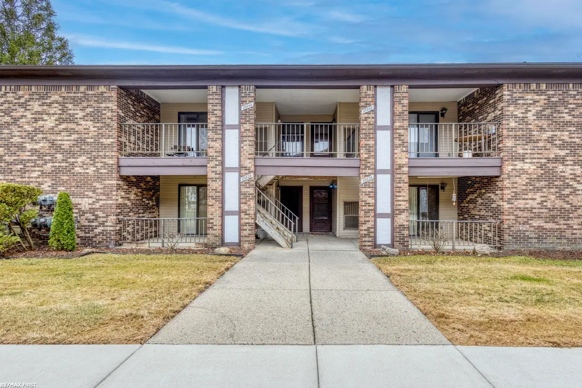 29846 Utica RD, Roseville, MI 48066 - #1